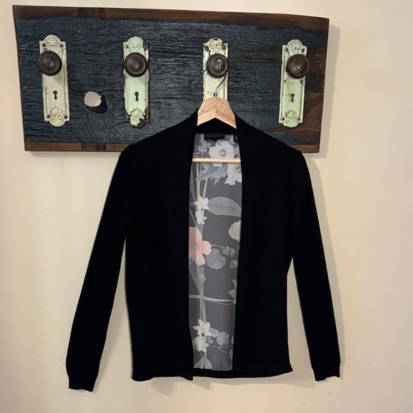 Ted Baker Secret Trellis Floral Back Open Front Black Cardigan Size 1 - Picture 2 of 15